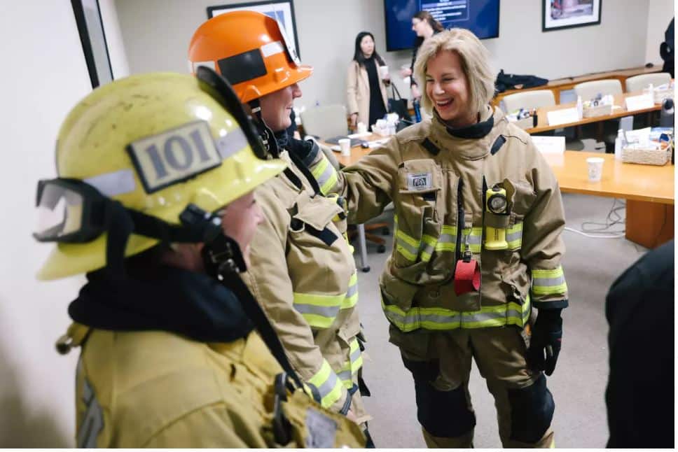 Ill-fitting gear endangers female L.A. County firefighters, supervisors say